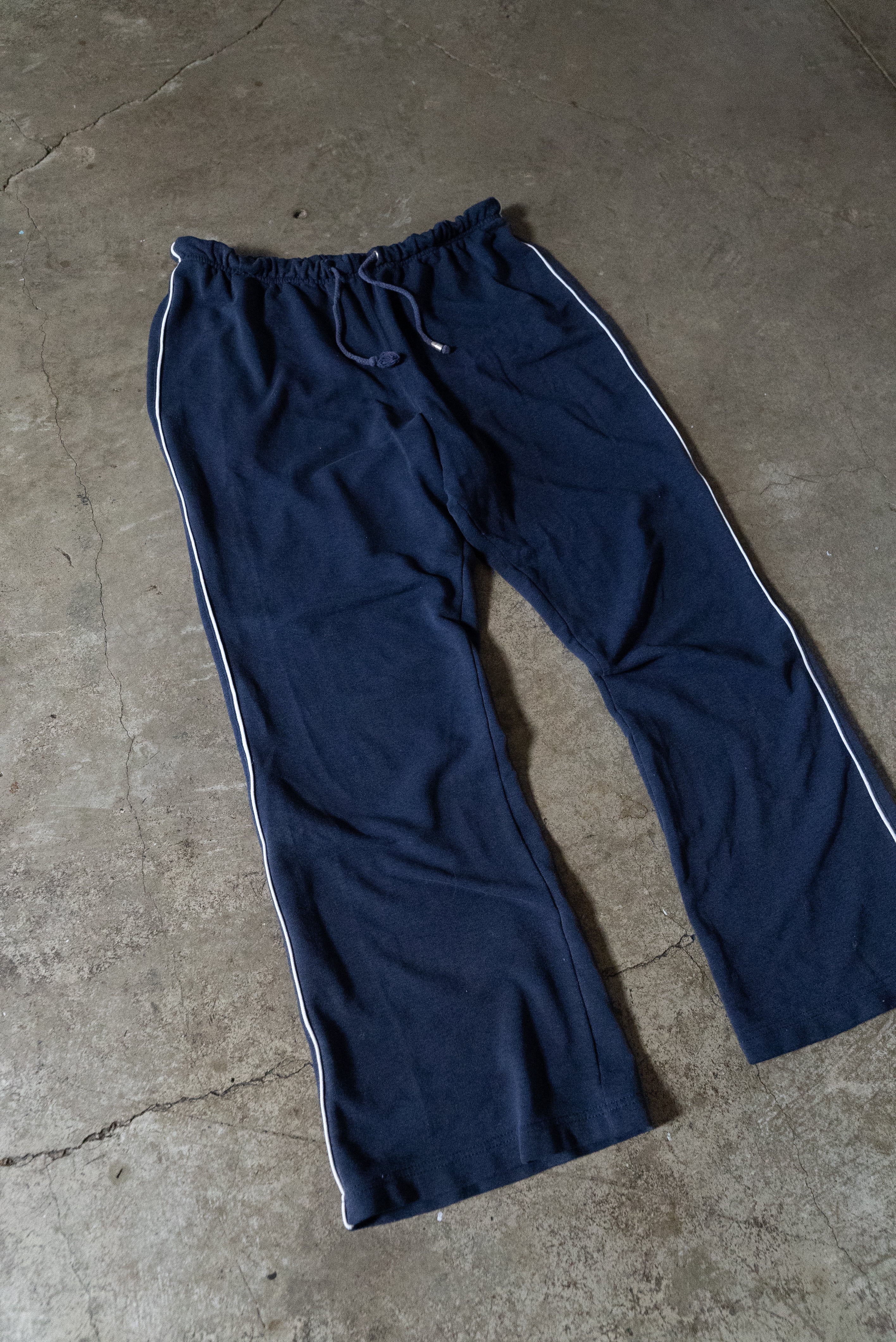 Bue "Julien" Sweats