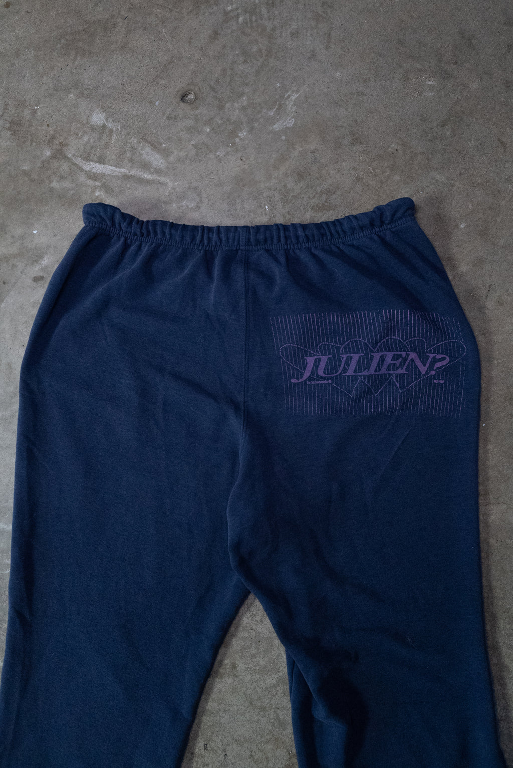 Bue "Julien" Sweats